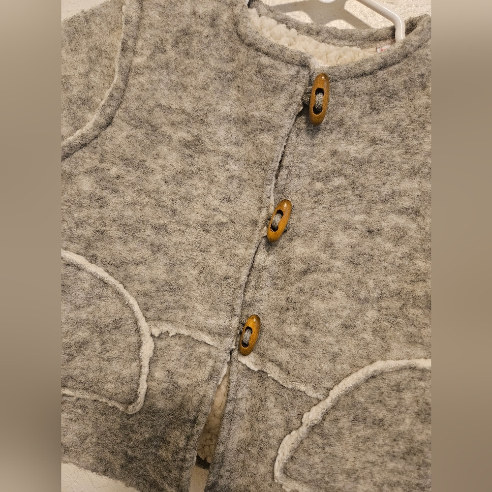 Zara Knitwear Sweater - Picture 3 of 4